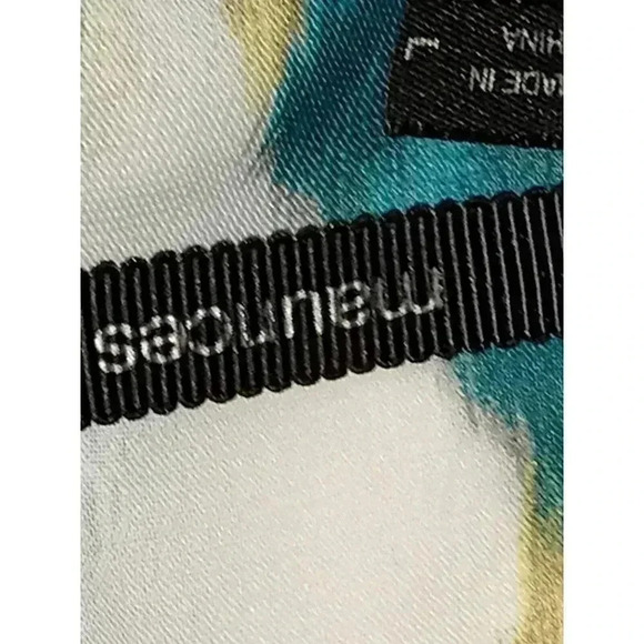 Maurices  Women's Sheer Multicolor Button Down Blouse sz Large - Picture 11 of 11